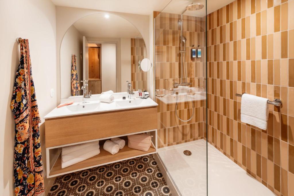 THALAZUR ARCACHON SALLE DE BAIN